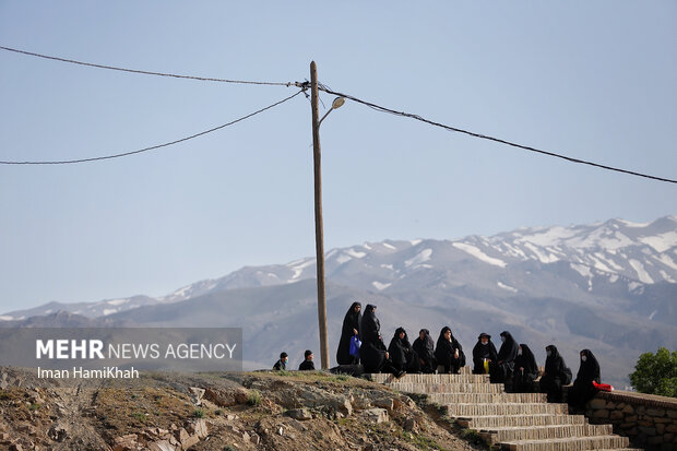 اقامه نماز باران در همدان