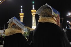 İmam Rıza'nın (a.s) kutsal türbesinde Kadir Gecesi merasimi