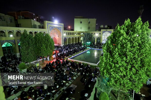 مراسم احیای شب بیست و یکم ماه رمضان در دانشگاه شریف