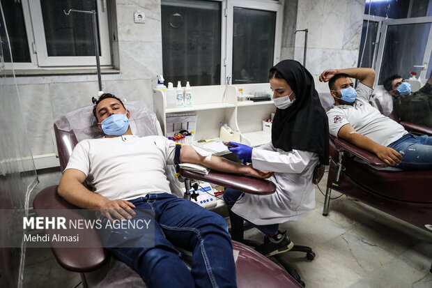 مراسم احیای شب ۲۳ ماه مبارک رمضان در مراکز درمانی و مرکز انتقال خون استان زنجان