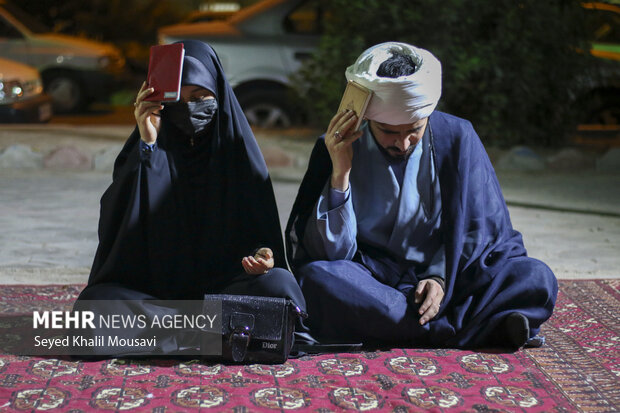 مراسم احیای شب 23 ماه مبارک رمضان در گلزار شهدای اهواز