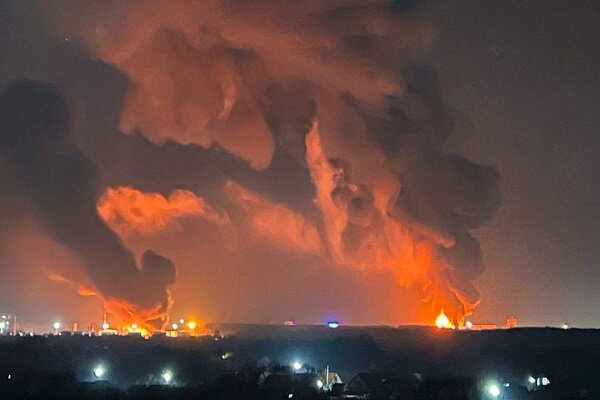Large fire breaks out at Russia oil depot in Bryansk (+VIDEO)