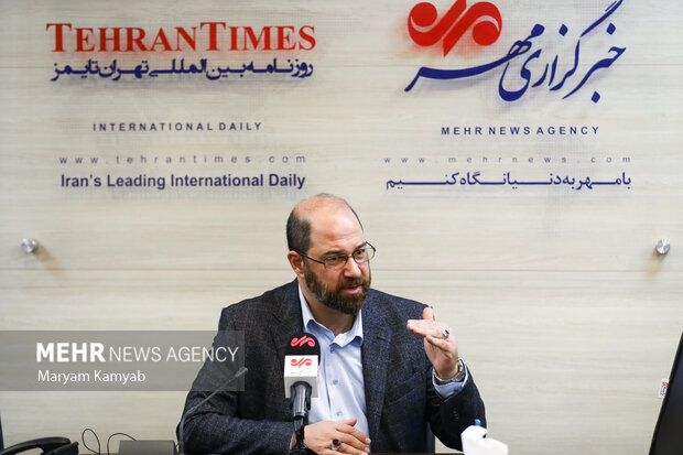 ایران مثل یک صندوقچه قفل است/ وهابیت ۵ میلیون مبلغ تربیت کرد 
