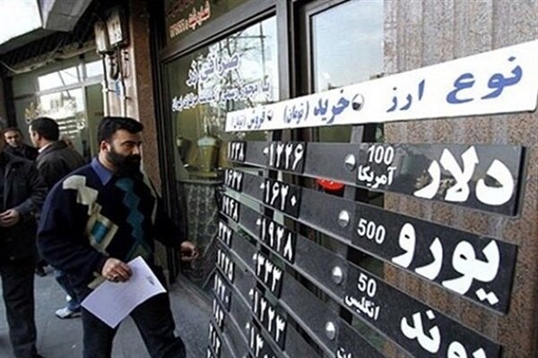 دشمن از مشکلات معیشتی برای ایجاد التهاب در جامعه استفاده می‌کند