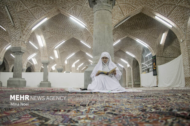 برگزاری اعتکاف رمضانیه در مسجد جامع تبریز