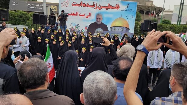فریاد آزادی قدس در ایران/ قدرت دفاعی «مقاومت» به نمایش درآمد