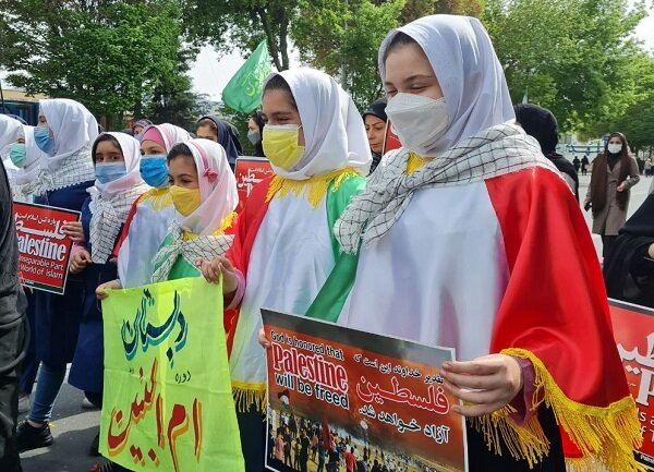 خروش آزادگی بانوان میانه در قدس ۱۴۰۱