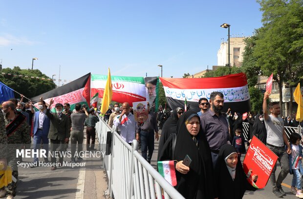 راهپیمایی باشکوه روز قدس در مشهد