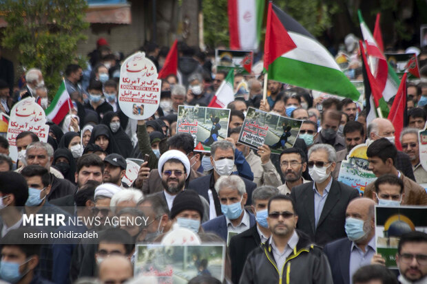 رزم نوازان سپاه کرمانشاه در راهپیمایی روزقدس نوای مقاومت سر دادند