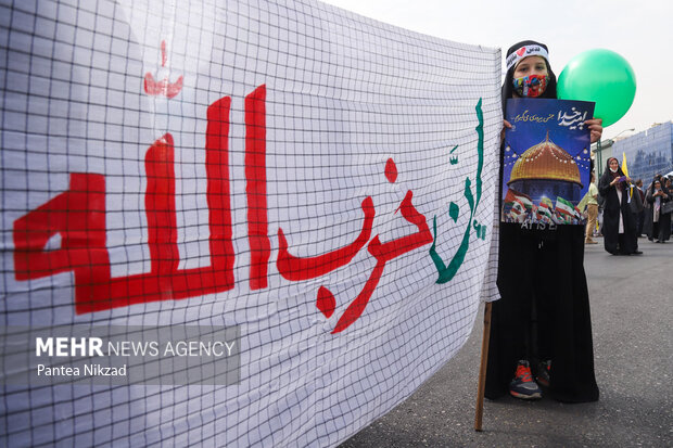 راهپیمایی روز جهانی قدس در تهران با حضور پرشور مردم برگزار شد