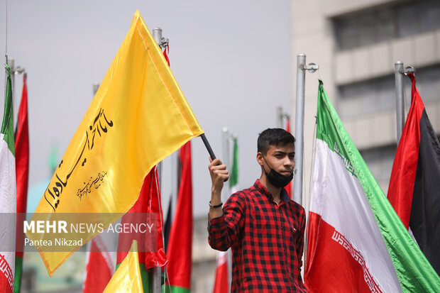 راهپیمایی روز جهانی قدس در تهران با حضور پرشور مردم برگزار شد