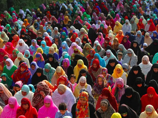 Millions of Muslims around world celebrating Eid al-Fitr 