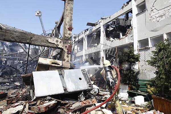 İstanbul’da fabrikada patlama ve yangın: 3 ölü, 9 yaralı