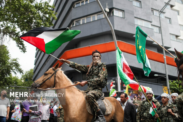 راهپیمایی روز جهانی قدس در تهران صبح جمعه ۹ اردیبهشت ۱۴۰۱ با حضور گسترده مردم برگزار شد