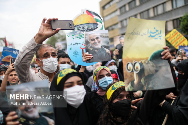 راهپیمایی روز جهانی قدس در تهران صبح جمعه ۹ اردیبهشت ۱۴۰۱ با حضور گسترده مردم برگزار شد