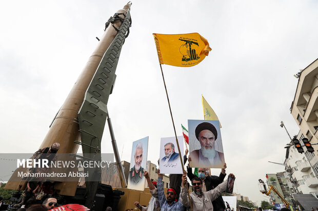 راهپیمایی روز جهانی قدس در تهران صبح جمعه ۹ اردیبهشت ۱۴۰۱ با حضور گسترده مردم برگزار شد