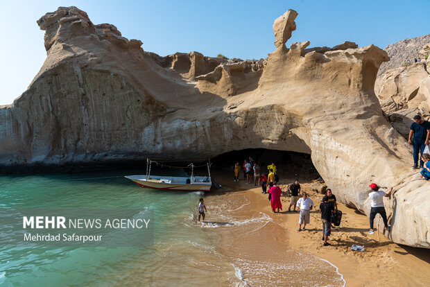 Pars Jonoubi beautiful beaches