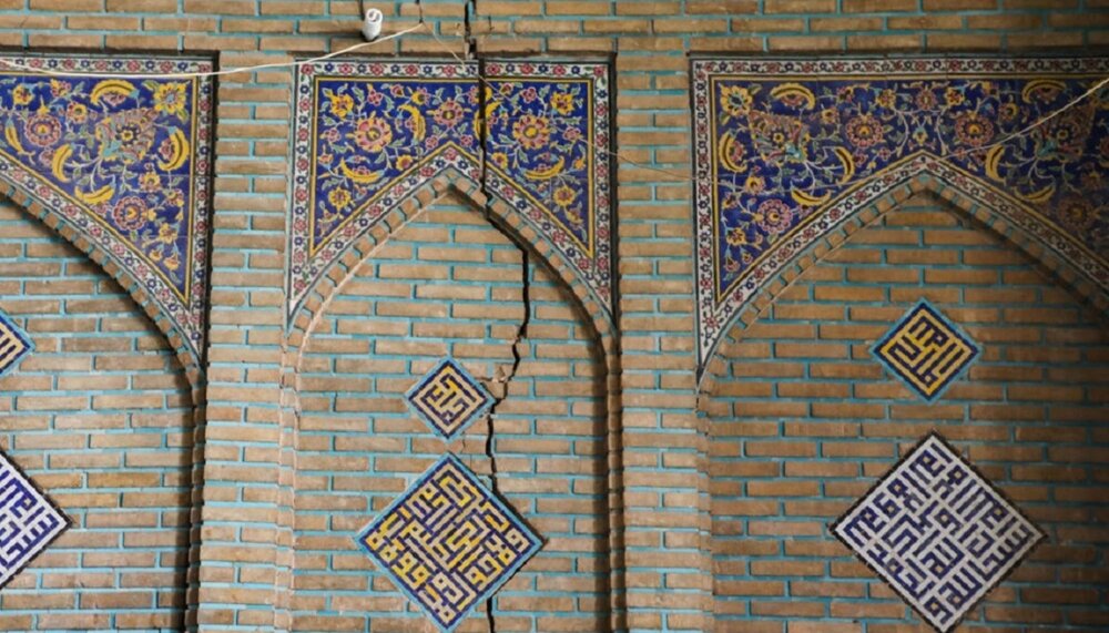 جلوگیری از حفاری غیرمجاز در محدوده مسجد سید اصفهان
