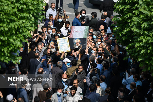 مراسم تشييع جثمان الفنان "نادر طالب زاده" في طهران
