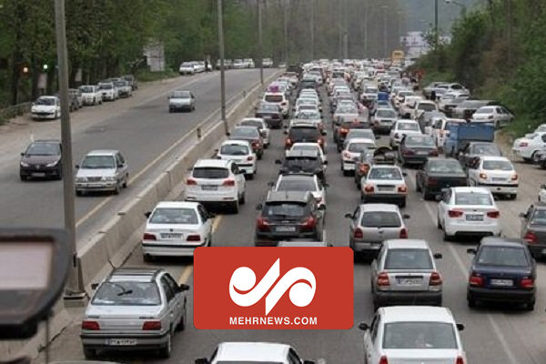 ترافیک سنگین در خروجی تهران به سمت جاده های شمالی کشور 