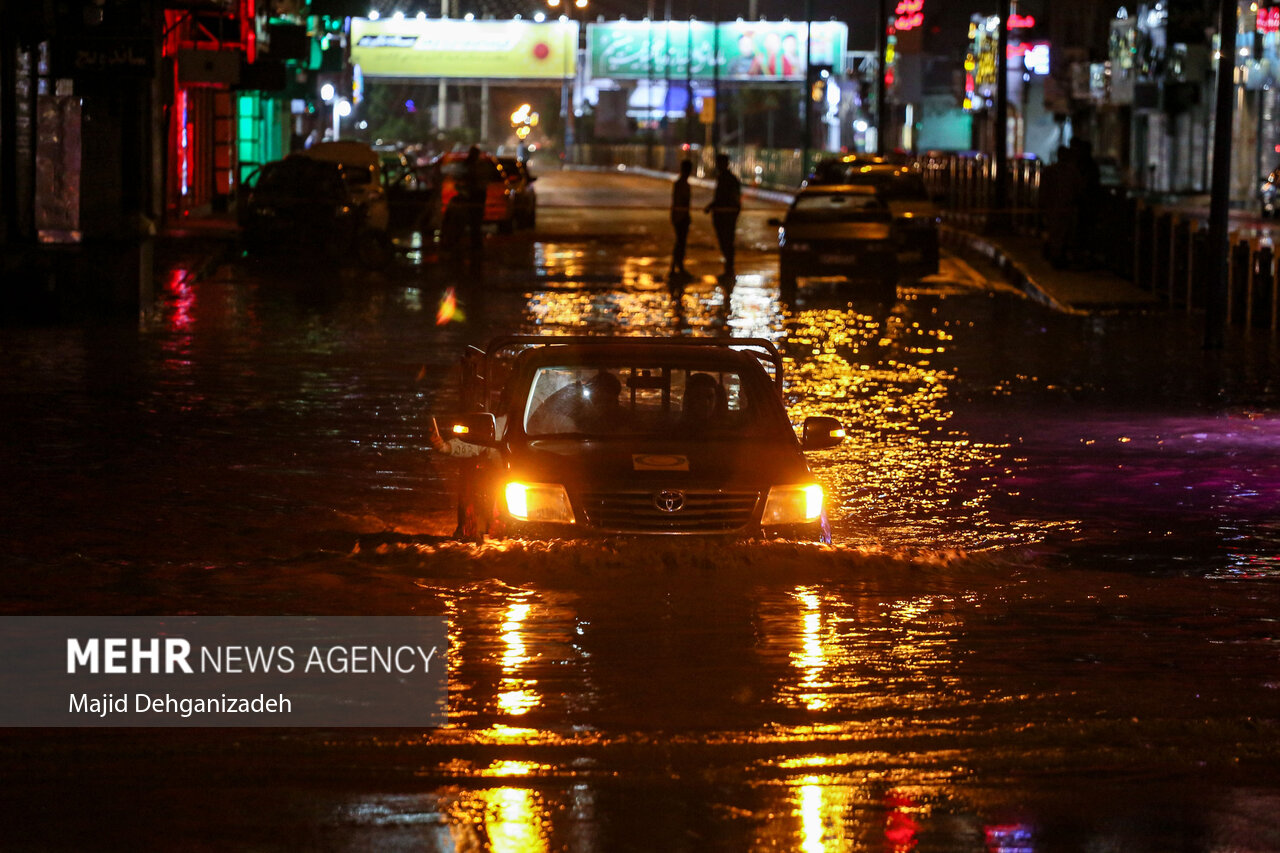 خسارت‌های بارش نیم ساعته در یزد میلیاردی شد/مسئولان جوابی ندارند