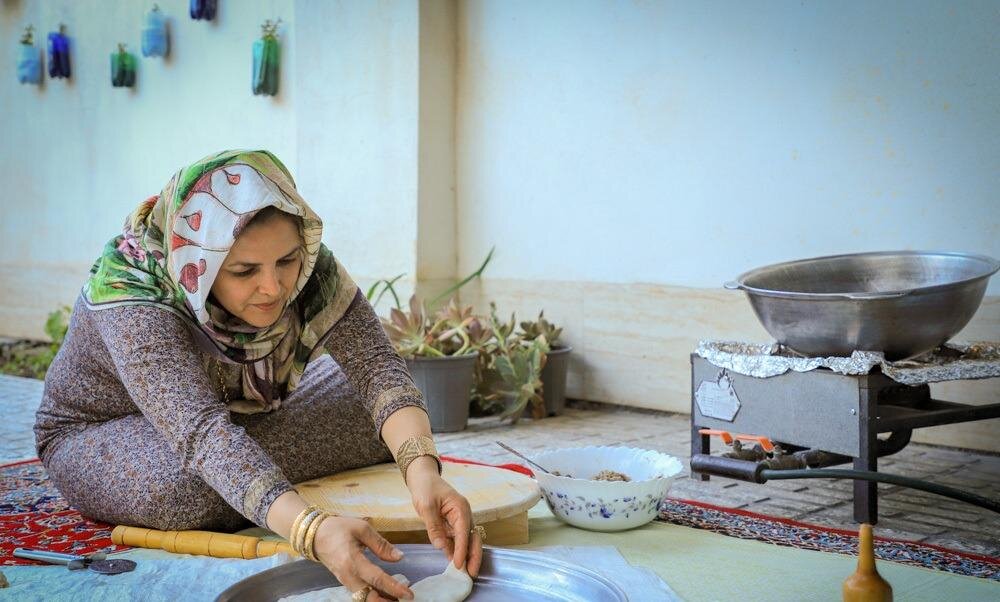 خوشه چینی از خوان الهی/تراکمه با پخت«قوقون»به استقبال عید می روند