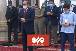رئیس جمهور مصر در نماز عید فطر این کشور حضور یافت