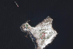 مسکو نظامیانش را از جزیره مار خارج کرد