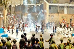 برگزاری نماز جمعه در مسجدالاقصی/ نظامیان صهیونیست با گلوله جنگی به فلسطینی ها حمله ور شدند