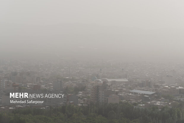 غبار محلی البرز را در بر می‌گیرد