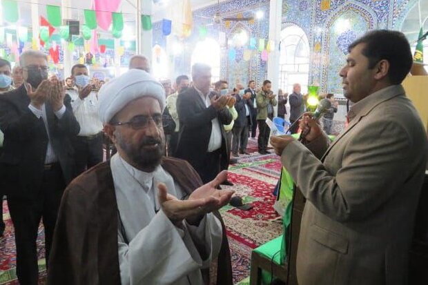 نماز عید فطر در استان سمنان برگزار شد/شکرانه بندگی و طاعت مومنانه