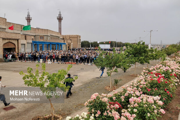 نماز عید سعید فطر در بیرجند