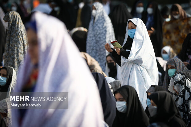 نماز عید سعید فطر صبح روز دوشنبه ۱۳ اردیبهشت ماه ۱۴۰۰ در میدان شهید طهرانی مقدم تهران اقامه شد
