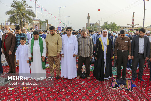 اقامه نماز عید سعید فطر در اهواز