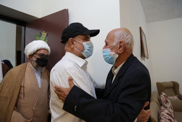 تکریم خانواده شهدا وظیفه همگانی است