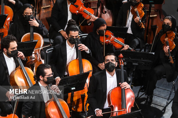 Tehran Symphony Orchestra concert performed at Vahdat Hall  
