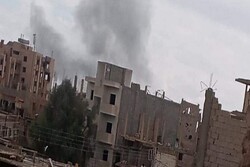 Airstrikes reported on Syria's Deir ez-Zur