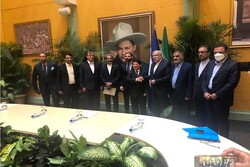 وزير النفط الايراني: إيران تبرم عقودا للنفط والزراعة مع فنزويلا