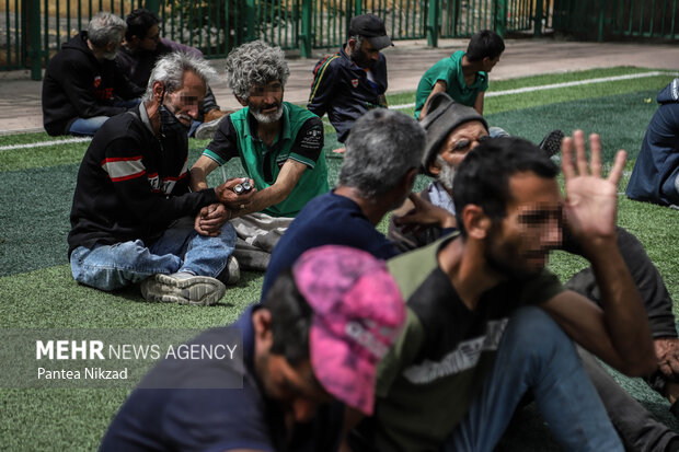 گشت های هلال‌احمر به 18 پاتوق معتادان تهران سر می زنند