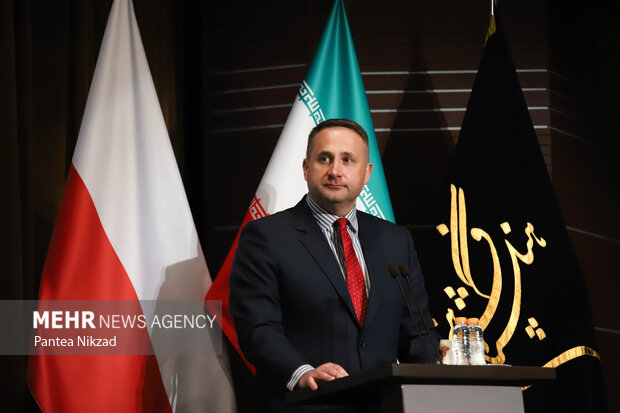 Polish FM hails Iran's hospitality during World War II