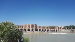 کیفیت هوای اصفهان قابل قبول است/ ۲ ایستگاه بر مدار نارنجی آلودگی