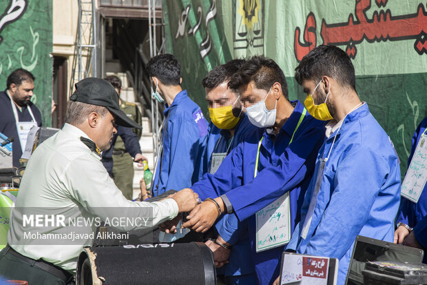 کشف ۲۰۰ تن روغن خوراکی احتکاری در جنوب تهران