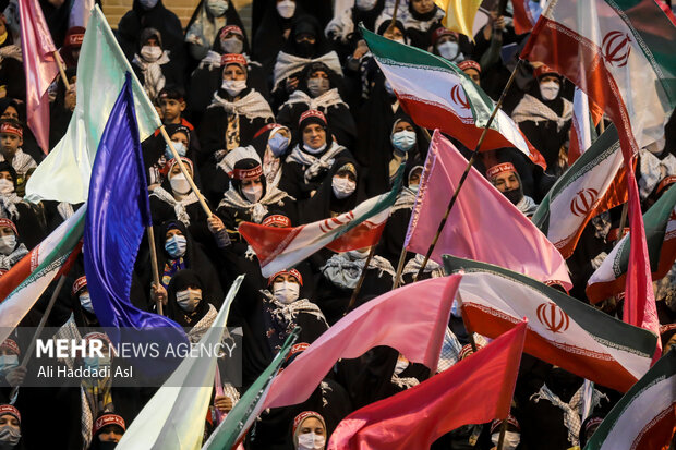 گردهمایی سه هزار نفری جهادگران سپاه پاسداران انقلاب اسلامی با عنوان «رزمایش جهادگران فاطمی» صبح روز سه شنبه ۲۰ اردیبهشت ماه ۱۴۰۱ با حضور سرلشکر حسین سلامی فرمانده کل سپاه پاسداران، سردار حسن حسن زاده فرمانده سپاه محمد رسول الله سپاه پاسداران در سالن ورزشی امام علی (ع) برگزار شد