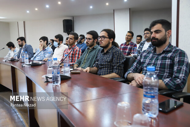 مراسم تجلیل از برگزیدگان بیست و ششمین المپیاد علمی دانشجویی کشور صبح سه شنبه در سازمان سنجش آموزش کشور برگزار شد