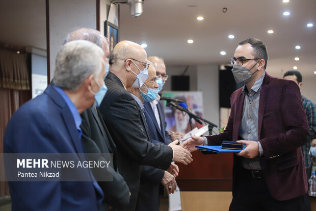 Winners of 26th Student Scientific Olympiad honored in Tehran
