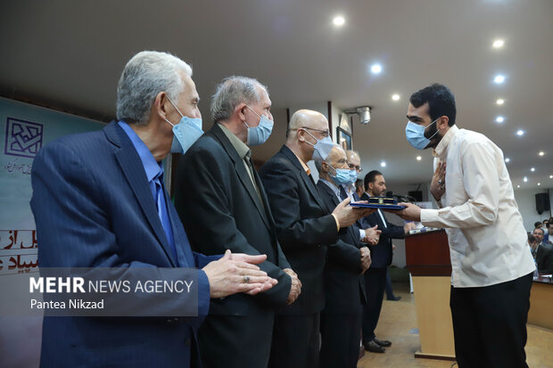 Winners of 26th Student Scientific Olympiad honored in Tehran
