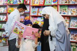 ۶۳ ناشر از خراسان رضوی در نمایشگاه کتاب تهران حضور دارند