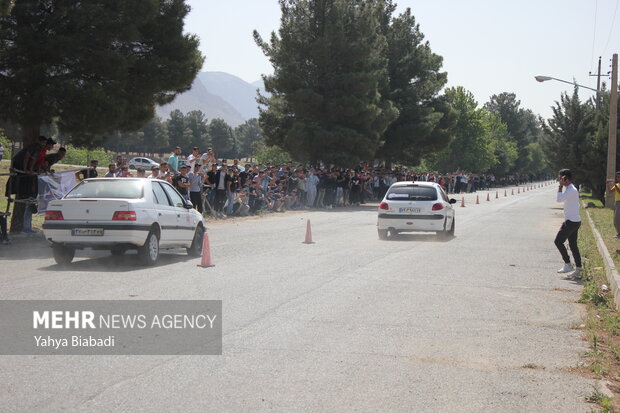 برگزاری مسابقه اتومبیل رانی درگ در کرمانشاه