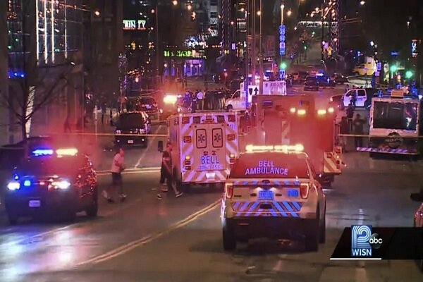 Two Milwaukee shootings leave 20 injured: report