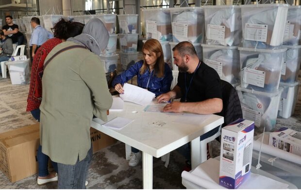 Polls open in Lebanese parliamentary elections